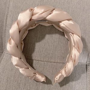 Ceremonia Frida Headband in Cream